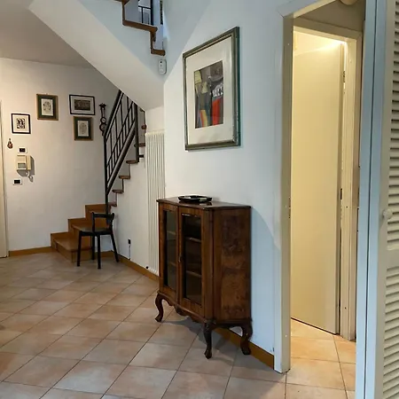 Charming Loft A 100 Mt Dal Mare Apartamento Camaiore